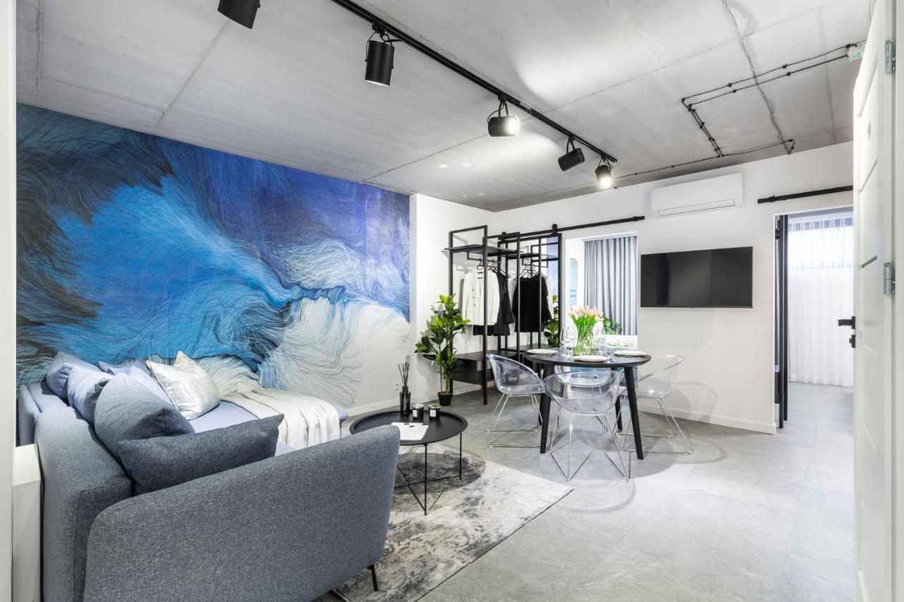 Family Center Apartments คราคูฟ ภายนอก รูปภาพ