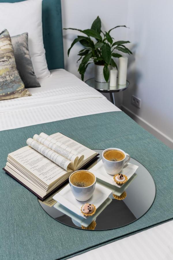 Family Center Apartments คราคูฟ ภายนอก รูปภาพ